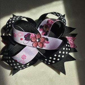 Homemade hair bow. Minnie Mouse edition.